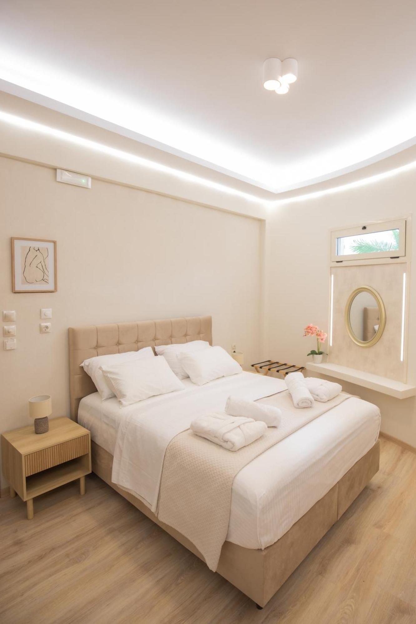 Golden City Center Suites Rhodes City Extérieur photo
