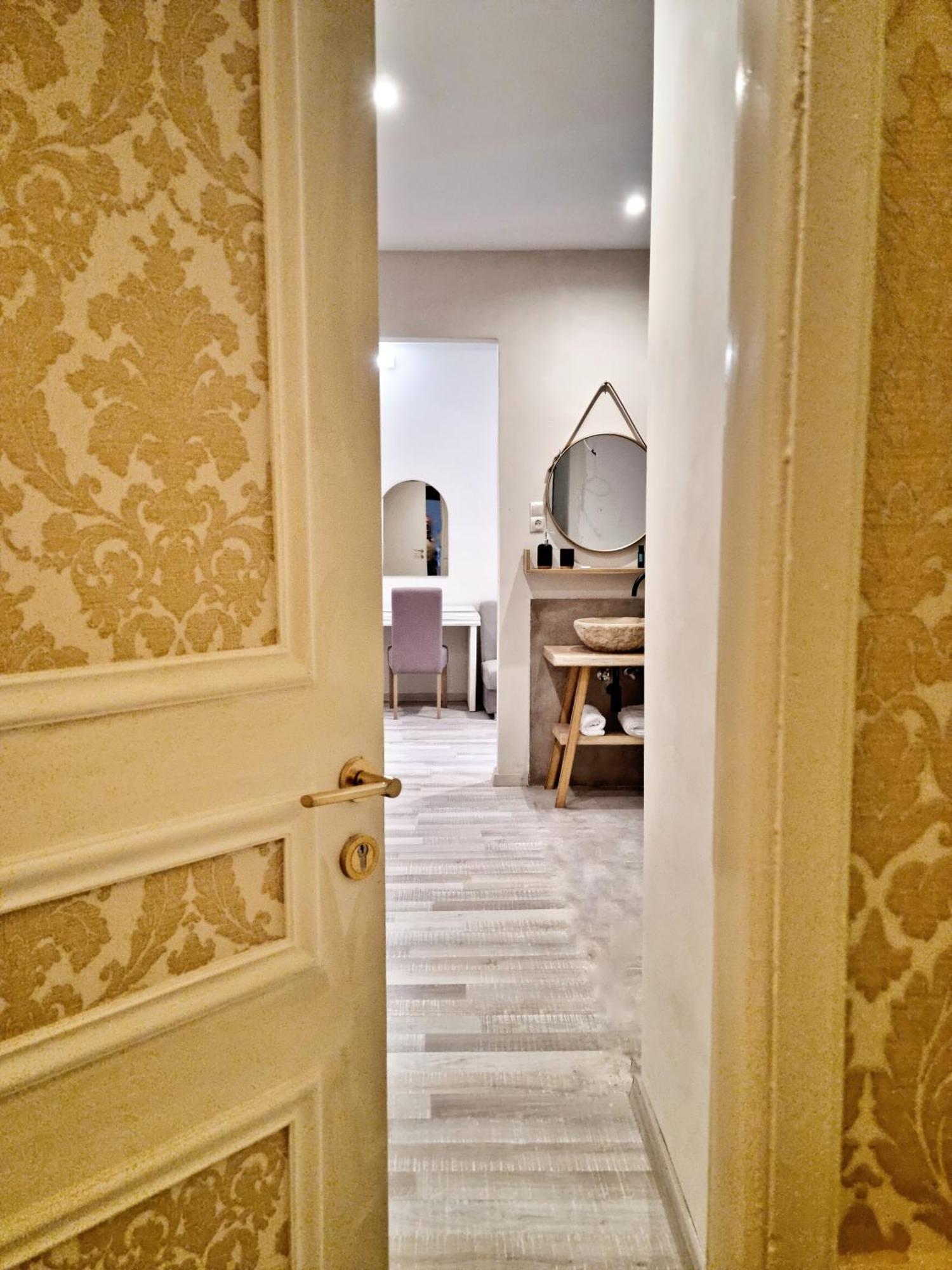Golden City Center Suites Rhodes City Extérieur photo