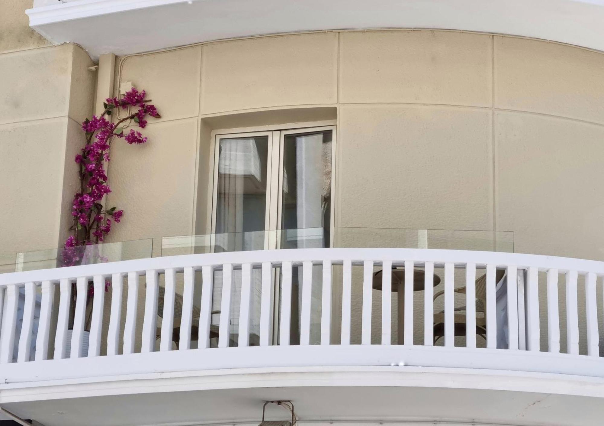 Golden City Center Suites Rhodes City Extérieur photo
