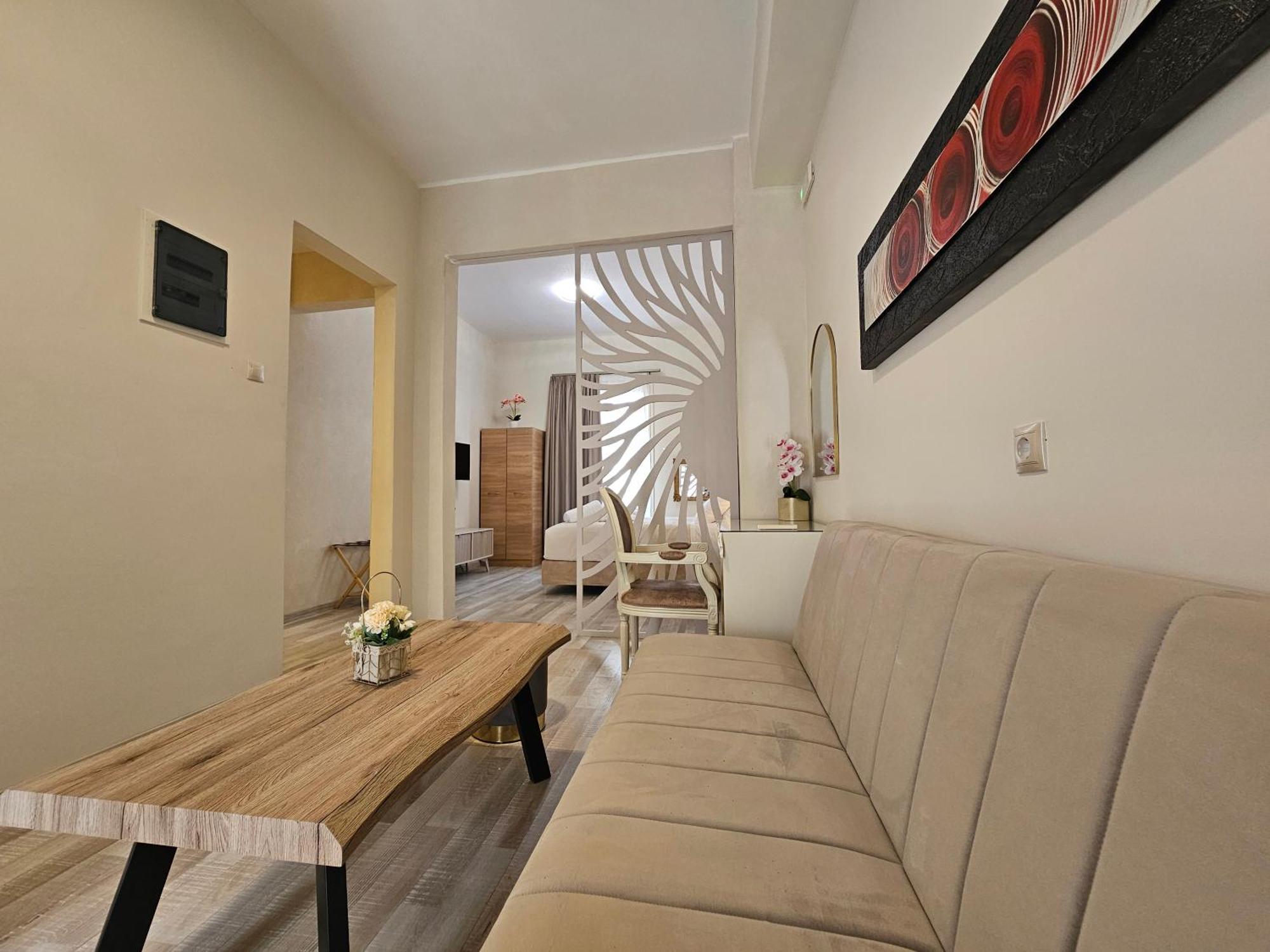 Golden City Center Suites Rhodes City Extérieur photo