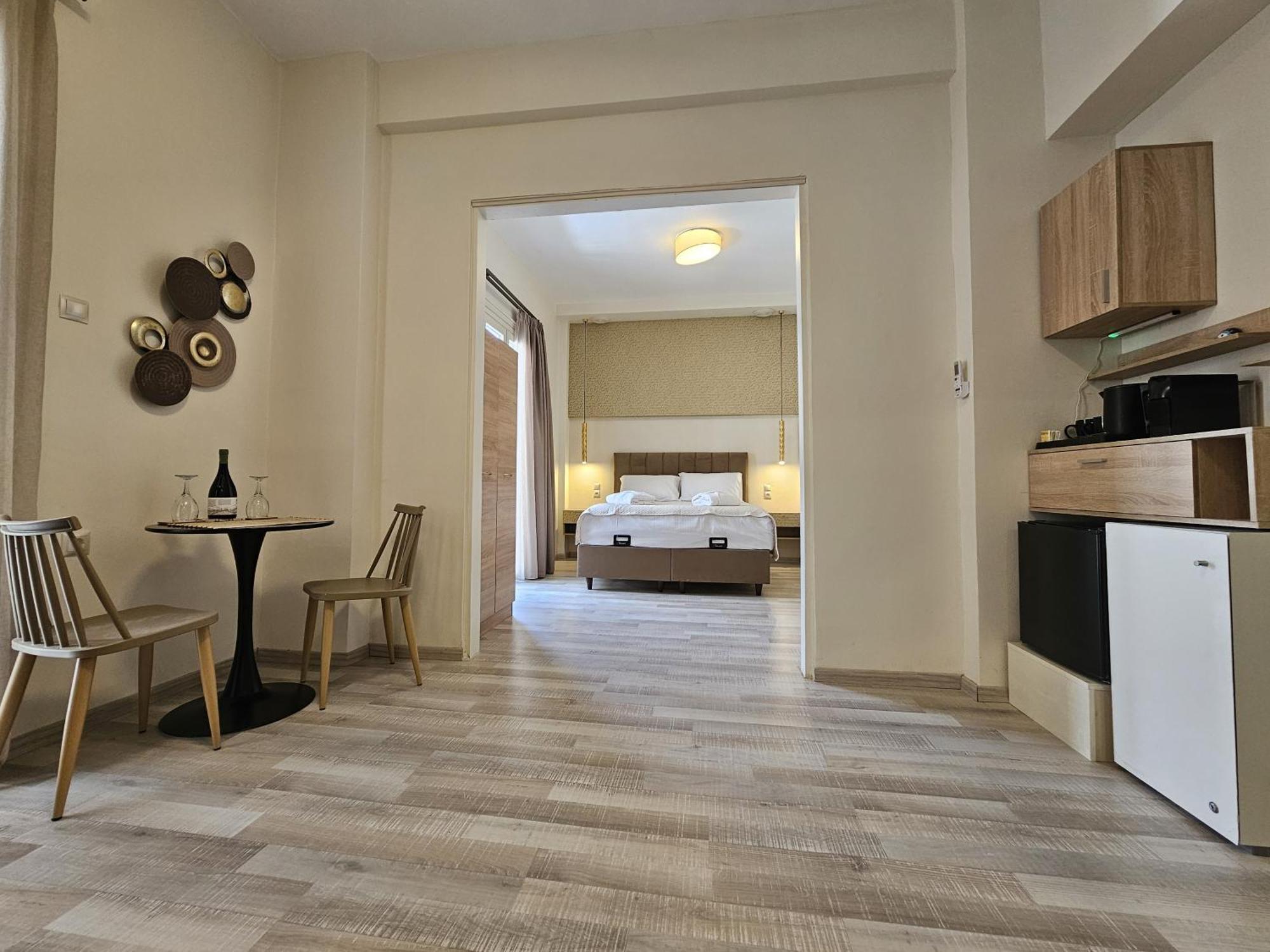Golden City Center Suites Rhodes City Extérieur photo