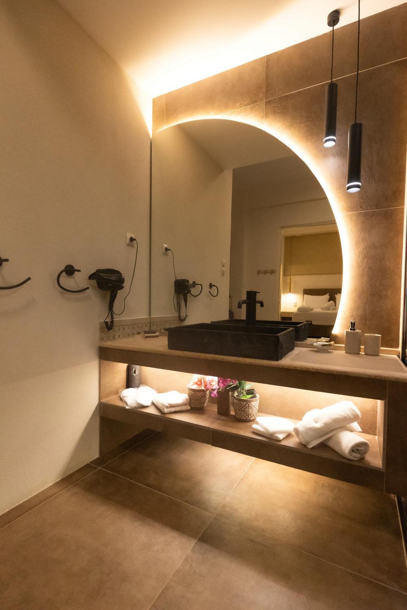 Golden City Center Suites Rhodes City Extérieur photo