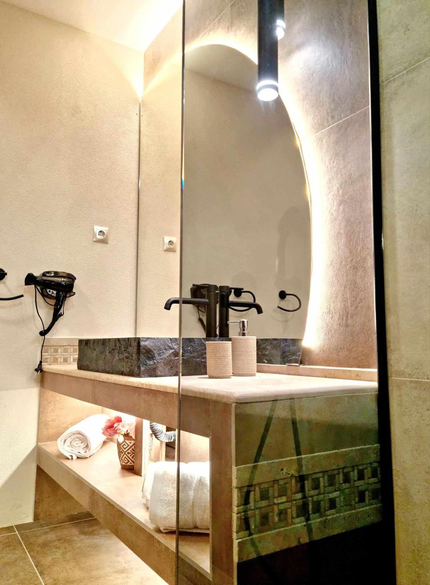 Golden City Center Suites Rhodes City Extérieur photo
