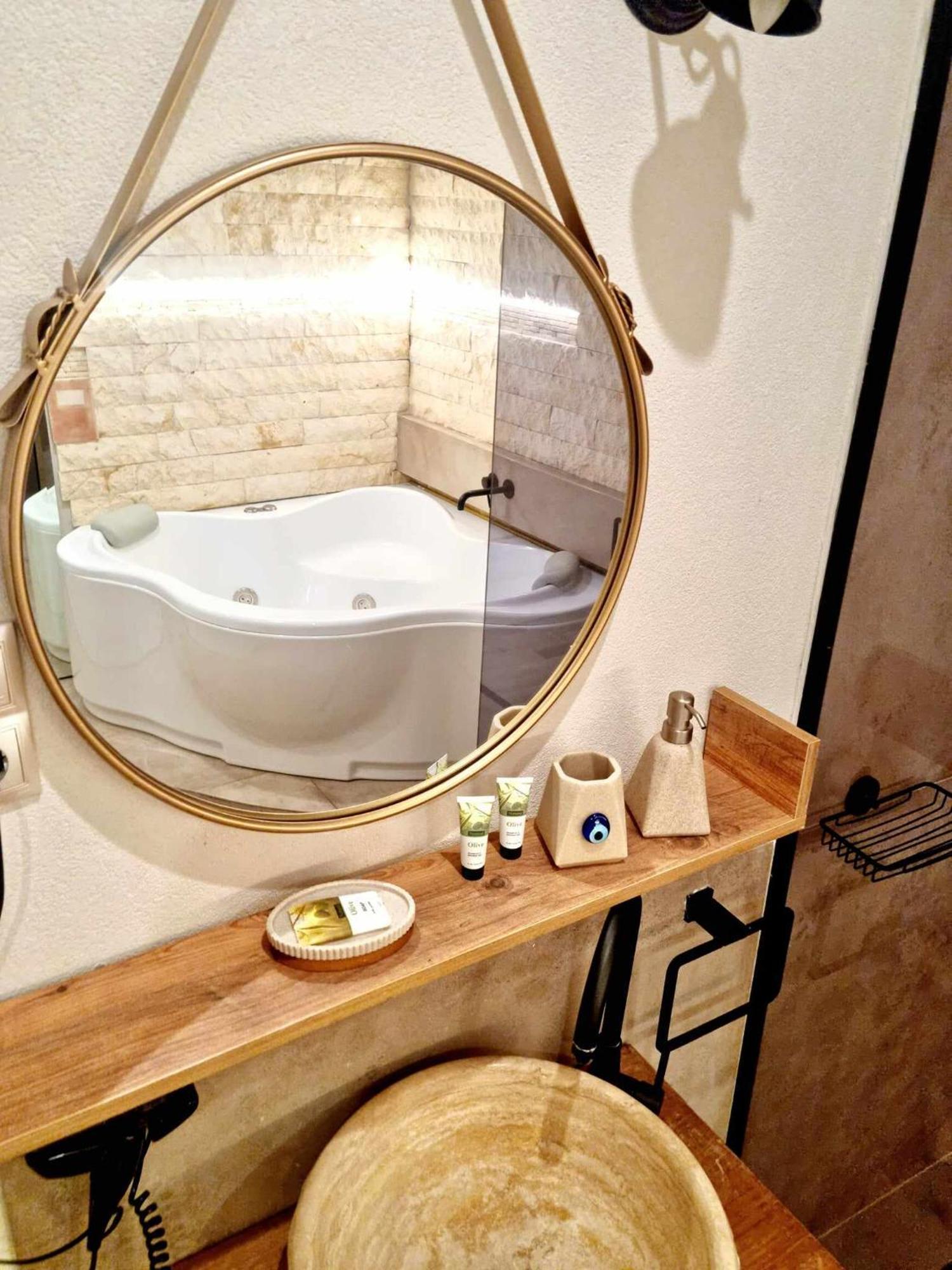 Golden City Center Suites Rhodes City Extérieur photo