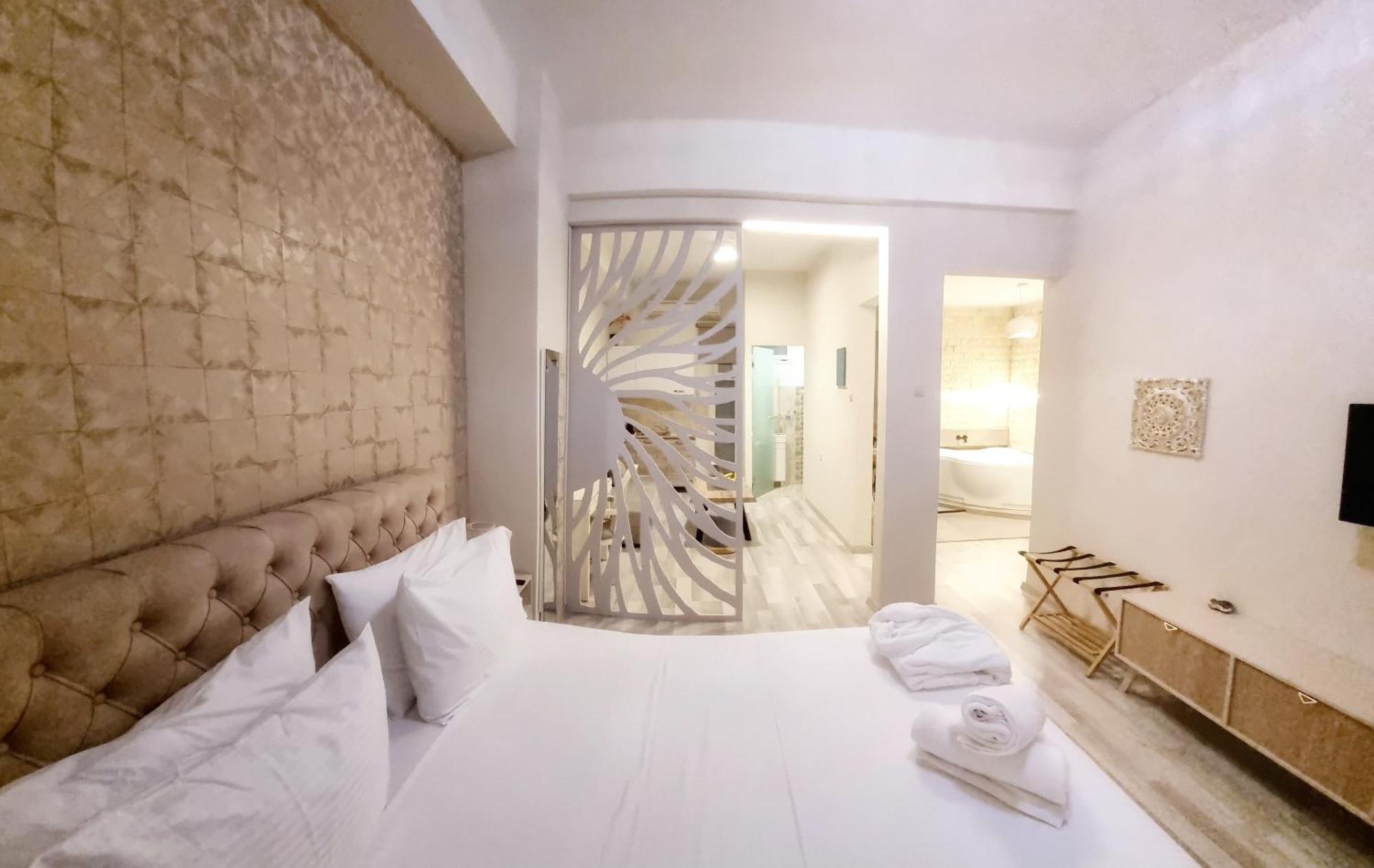 Golden City Center Suites Rhodes City Extérieur photo