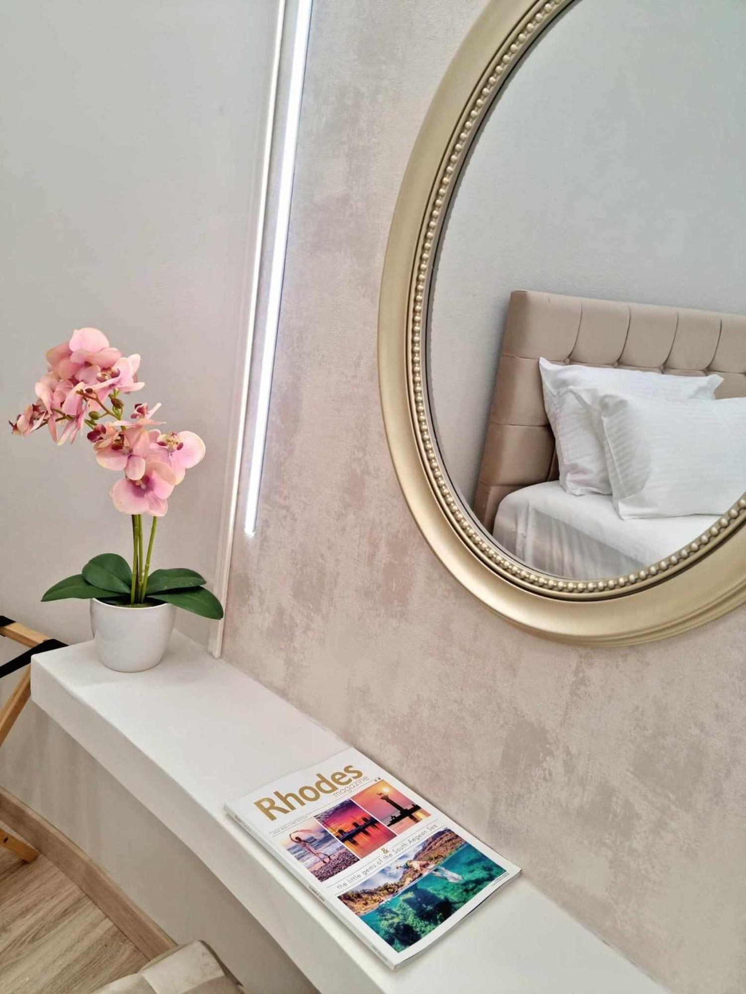 Golden City Center Suites Rhodes City Extérieur photo